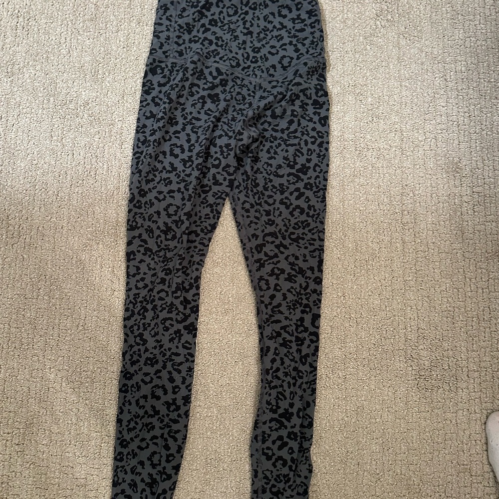 Women’s cheat athleta joggers